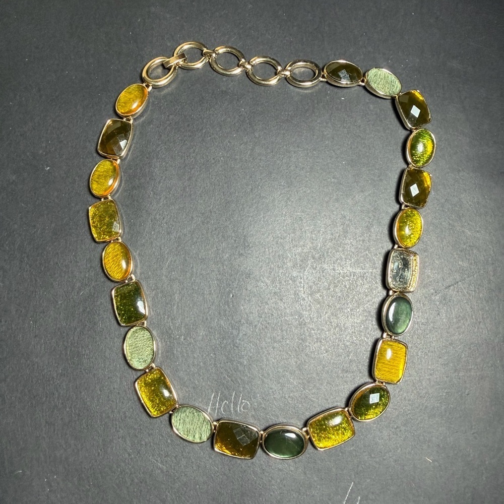 Statement Gold Tone Green Stone Panel Necklace
Description